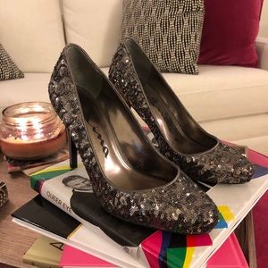 Nina Gunmetal Silver Sequin Pumps 9